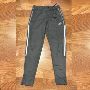 Adidas training pants slim aero ready